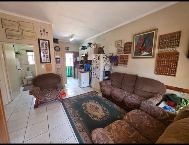 2 BEDROOM TOWNHOUSE FOR SALE IN KOOKRUS